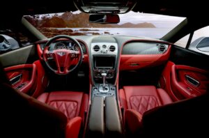 intérieur voiture Bentley